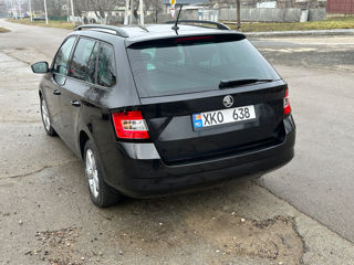 Skoda Fabia foto 2