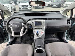 Toyota Prius foto 8