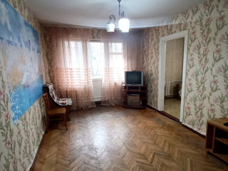 Apartament cu 2 camere, 48 m², Botanica, Chișinău foto 2