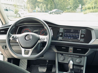 Volkswagen Jetta foto 14