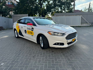 Ford Fusion foto 1