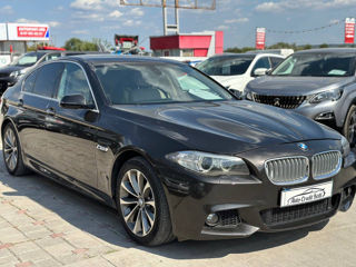 BMW 5 Series foto 3