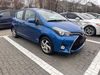 Toyota Yaris foto 2