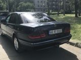 Mercedes E Class foto 4