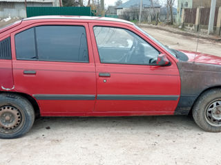 Opel Kadett foto 5