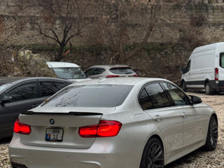 BMW 3 Series foto 2