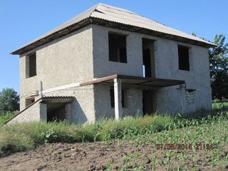 Vindem casa in s.Puhoi, r.Ialoveni, 27 ari, 160m2. foto 1