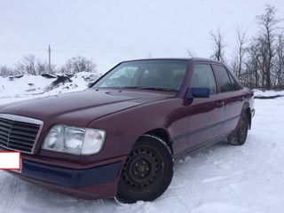 Mercedes Series (W124) foto 5