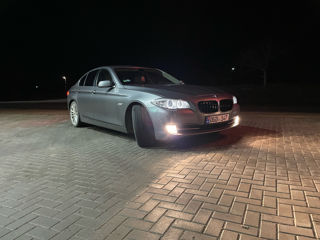 BMW 5 Series foto 3