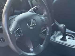 Lexus IS Series foto 6