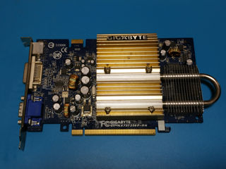 GeForce 7300GT foto 1