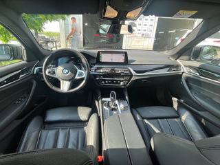 BMW 5 Series foto 5