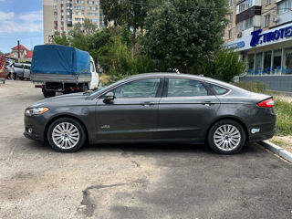 Ford Fusion foto 4