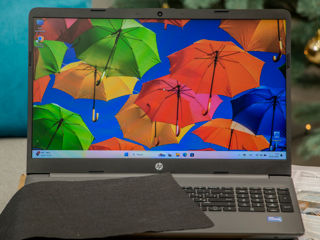 Hp Pavilion 15/ Core I7 1255U/ 16Gb Ram/ Iris Xe/ 500Gb SSD/ 15.6" FHD IPS!! foto 2