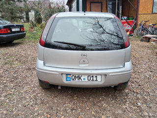 Opel Corsa foto 2