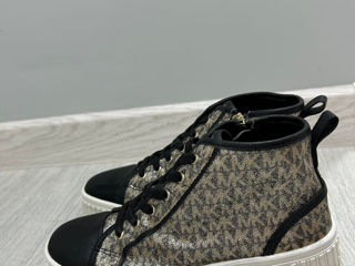 Michael kors girls sneakers black/gold foto 5