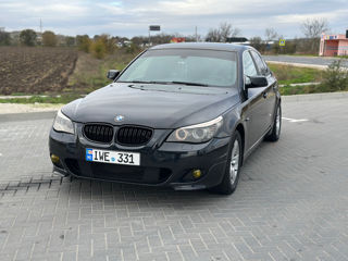 BMW 5 Series foto 3