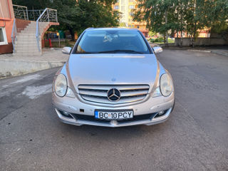 Mercedes R-Class foto 9