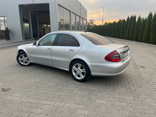 Mercedes E-Class foto 3