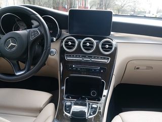 Mercedes GLC foto 6