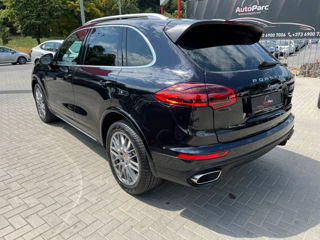 Porsche Cayenne foto 4