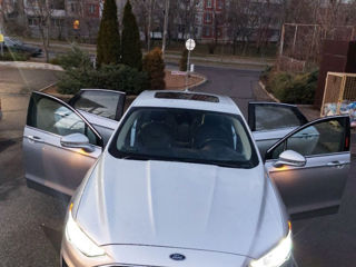 Ford Fusion foto 5