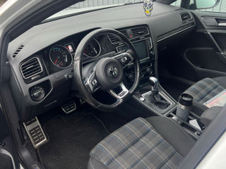 Volkswagen Golf foto 4