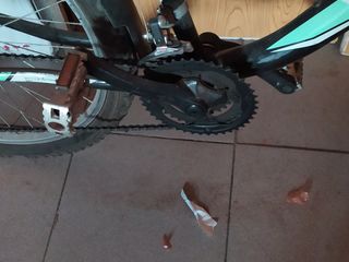 Vind urgent am nevoie de bani bicicleta xt-erre 26\