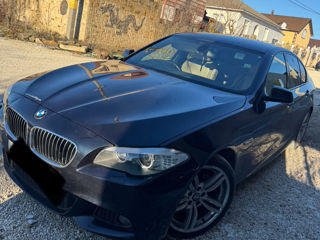 BMW 5 Series foto 4