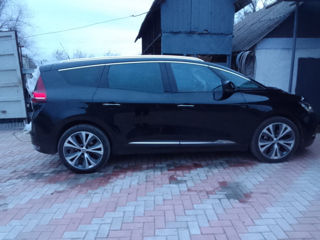 Renault Grand Scenic foto 4