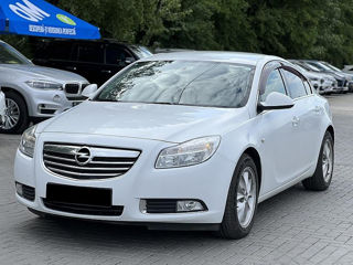 Opel Insignia foto 2