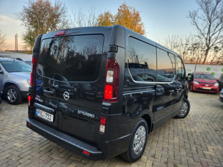 Opel Vivaro foto 13