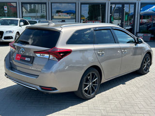 Toyota Auris foto 4