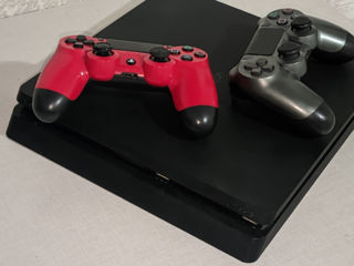 PlayStation 4 slim   1TB  +1 console