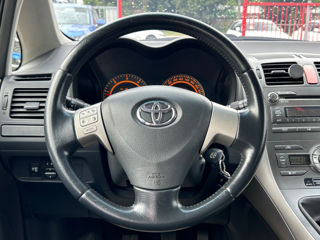 Toyota Auris foto 15