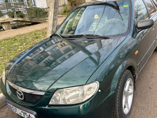 Mazda 323 foto 2