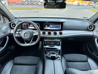 Mercedes E-Class foto 6