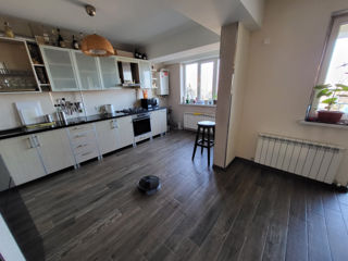 Apartament cu 4 camere, 151 m², Centru, Chișinău foto 4