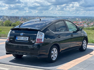 Toyota Prius foto 4