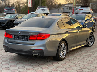 BMW 5 Series foto 4