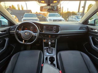 Volkswagen Jetta foto 7