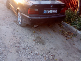 BMW 3 Series foto 4