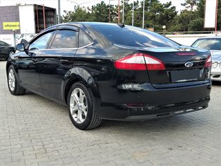 Ford Mondeo foto 4