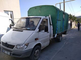 Transportare marfuri, hamali, evacuare gunoi, relocari