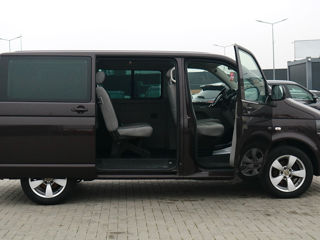 Volkswagen Caravelle foto 5