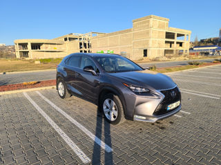 Lexus NX Series foto 2