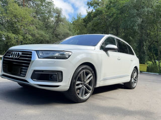 Audi Q7 e-tron foto 6