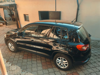 Volkswagen Tiguan foto 2