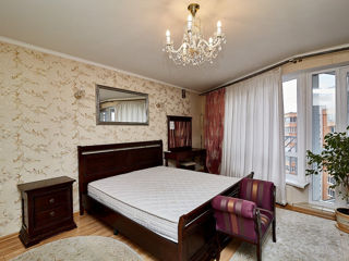 Apartament cu 3 camere, 99 m², Centru, Chișinău foto 3