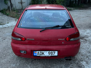 Mitsubishi Colt foto 7